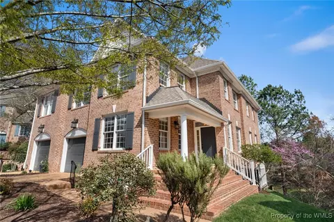 216 Brookwood Dr, Williamsburg, VA 23185