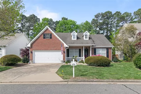 818 Holbrook Dr, Newport News, VA 23602