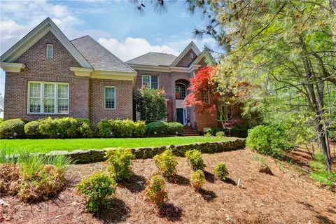 2941 Barrets Pointe Rd, Williamsburg, VA 23185