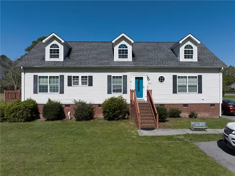 1617 Back Creek Rd, Seaford, VA 23696