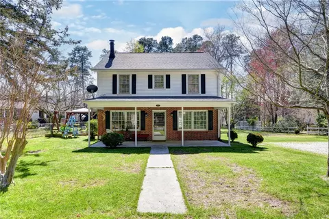 102 Duer Dr, Williamsburg, VA 23188