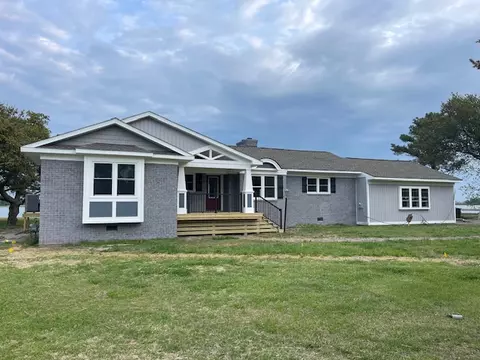 12 Lands End Cir, Hampton, VA 23669