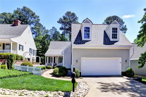 110 Hollinwell, Williamsburg, VA 23188