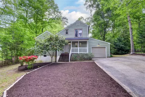 2906 N Richard Pace N, Williamsburg, VA 23185