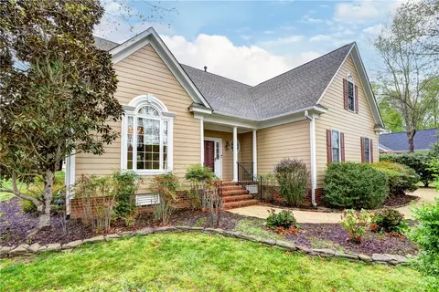 125 Great Gln, Williamsburg, VA 23188