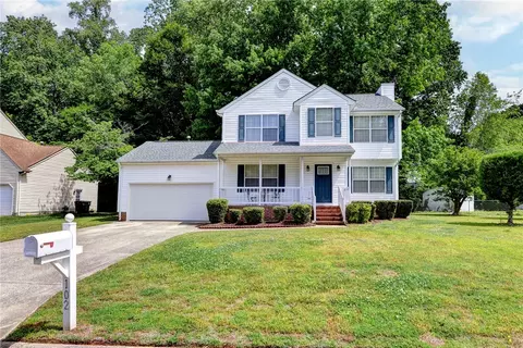 102 Flintlock Rd, Williamsburg, VA 23185