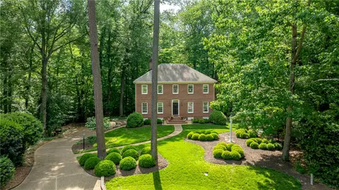 105 Sixpence Ct, Williamsburg, VA 23185