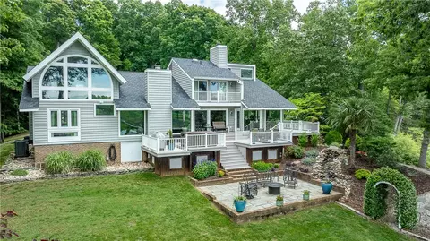 103 Acacia Ct, Williamsburg, VA 23185