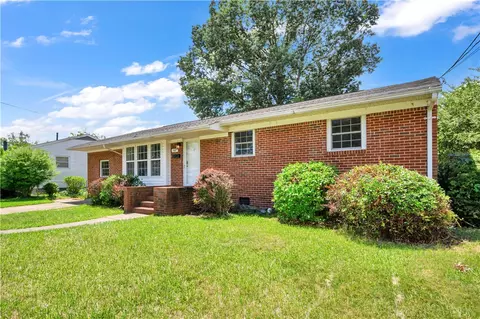 507 Brentwood Dr, Newport News, VA 23601