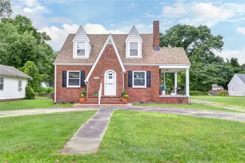 319 Greenbriar Ave, Hampton, VA 23661