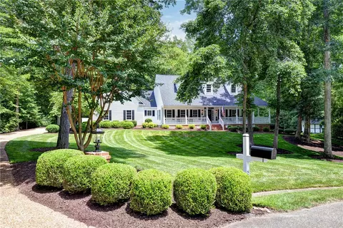 8265 Wrenfield Dr, Williamsburg, VA 23188