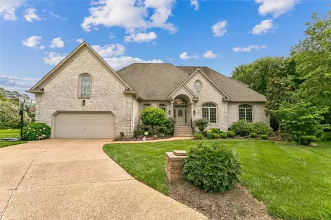 100 Fairway Ln, Yorktown, VA 23693