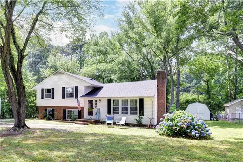 126 Oslo Ct, Williamsburg, VA 23188