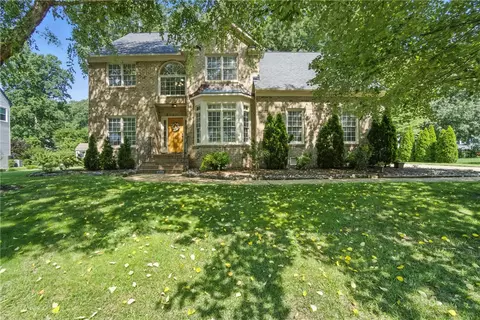 111 Sandalwood Ln, Yorktown, VA 23693