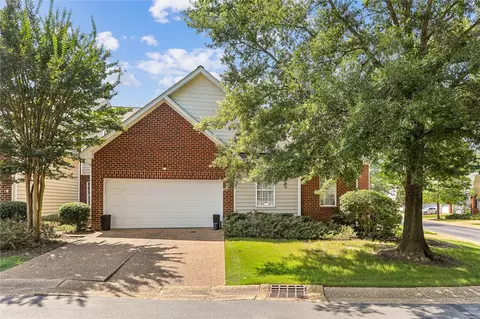 4208 Falcon Creek Dr, Williamsburg, VA 23188