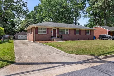 543 Blount Point Rd, Newport News, VA 23606