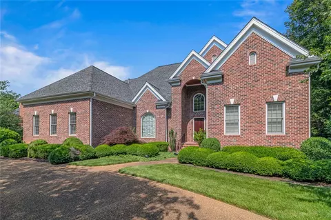 2905 Kitchums Pond Rd, Williamsburg, VA 23185