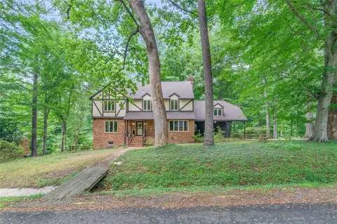 117 Little John Rd, Williamsburg, VA 23185