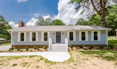 4300 N Courthouse Rd, Providence Forge, VA 23140