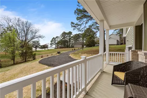 6978 Bray Rd, Hayes, VA 23072