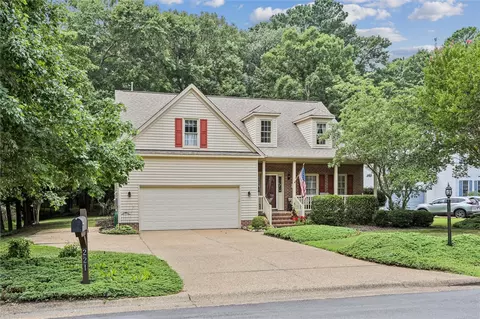 221 Charleston Pl, Williamsburg, VA 23185