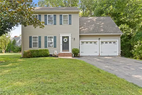 5 Jonathan Ct, Toano, VA 23168
