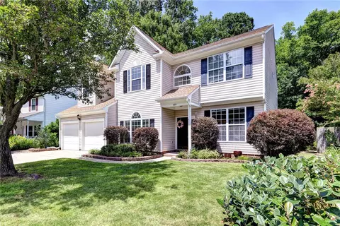 609 Robin Hood Dr, Yorktown, VA 23693