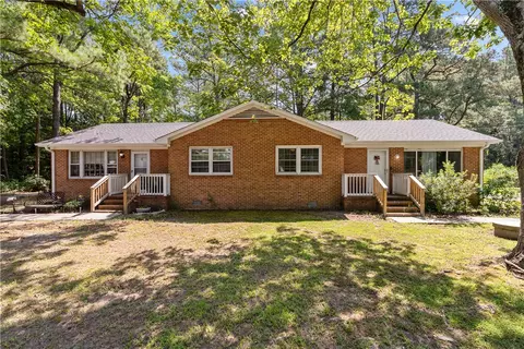 3067 Severn Wharf Rd, Hayes, VA 23072