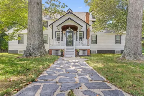 12560 The Glebe Ln, Charles City, VA 23030
