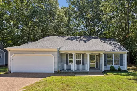 205 Lynns Way, Yorktown, VA 23692