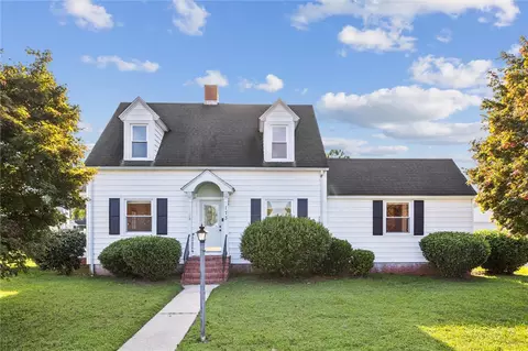 173 Virginia Ave, Mattaponi, VA 23110