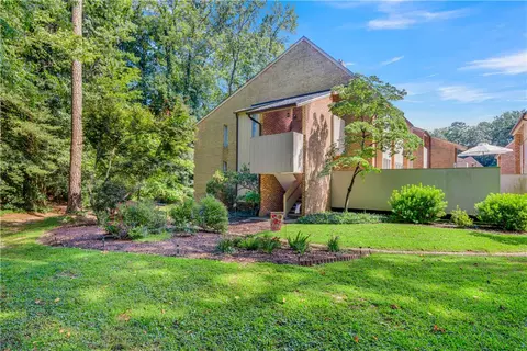 376 Merrimac Trl #111, Williamsburg, VA 23185