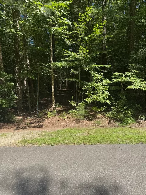 7632 White Oak Dr, Lanexa, VA 23089