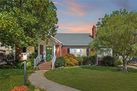 4017 Buchanan Dr, Hampton, VA 23669