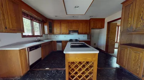 Kitchen - 4859 Rosewell Dr, Gloucester, VA 23061 photo 5 of 7
