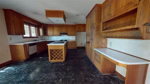 Kitchen - 4859 Rosewell Dr, Gloucester, VA 23061 photo 2 of 7