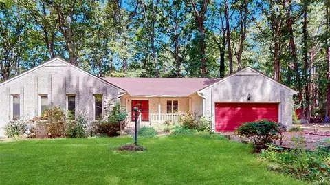 4859 Rosewell Dr, Gloucester, VA 23061