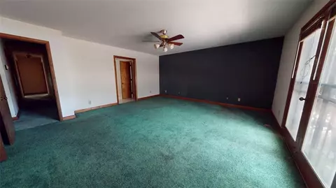 Living - 4859 Rosewell Dr, Gloucester, VA 23061 photo 10 of 14