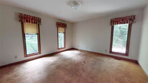 Bedroom - 4859 Rosewell Dr, Gloucester, VA 23061 photo 3 of 4