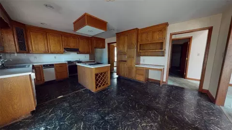 Kitchen - 4859 Rosewell Dr, Gloucester, VA 23061 photo 3 of 7