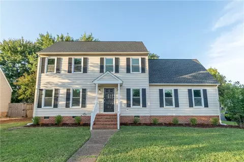 944 Colleen Dr, Newport News, VA 23608