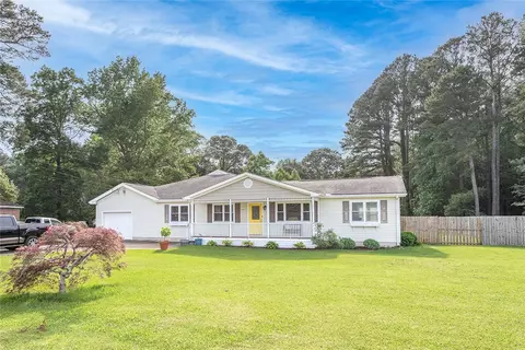 940 Blackwater Rd, Chesapeake, VA 23322
