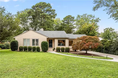 203 Tabbs Ln, Newport News, VA 23602