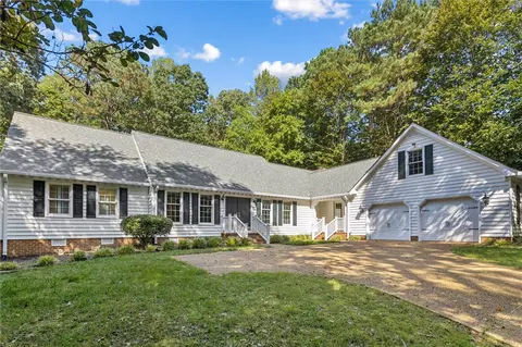138 Devonshire Dr, Williamsburg, VA 23188