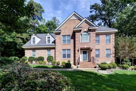 205 Holly Hills Dr, Williamsburg, VA 23185