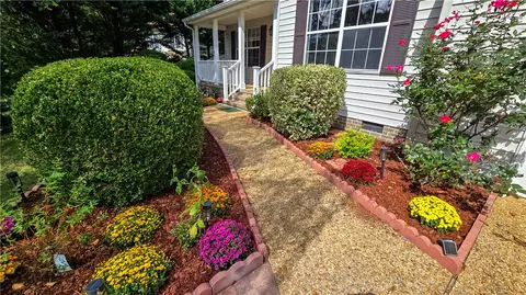 608 Musket Dr, Williamsburg, VA 23185