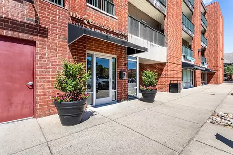 230 Nat Turner Blvd #4003, Newport News, VA 23606