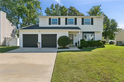 1423 Caldwell Dr, Hampton, VA 23666