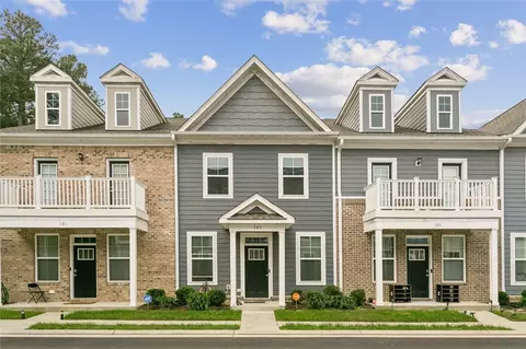 103 Daybeacon St, Yorktown, VA 23692