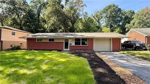 107 Hermitage Rd, Newport News, VA 23606